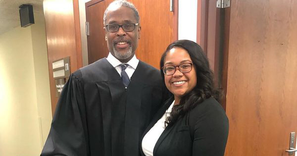 Judge give teen 2ed chance, she becomes lawyer
